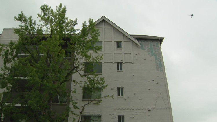 Former tenants sue owners of Denver apartment complex