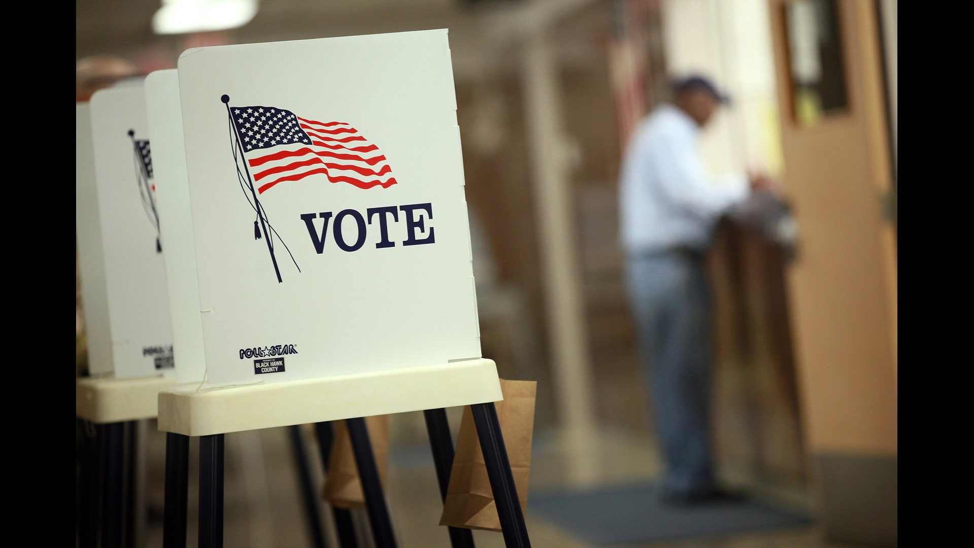 Early voting total in Colorado nears 700,000 | 9news.com