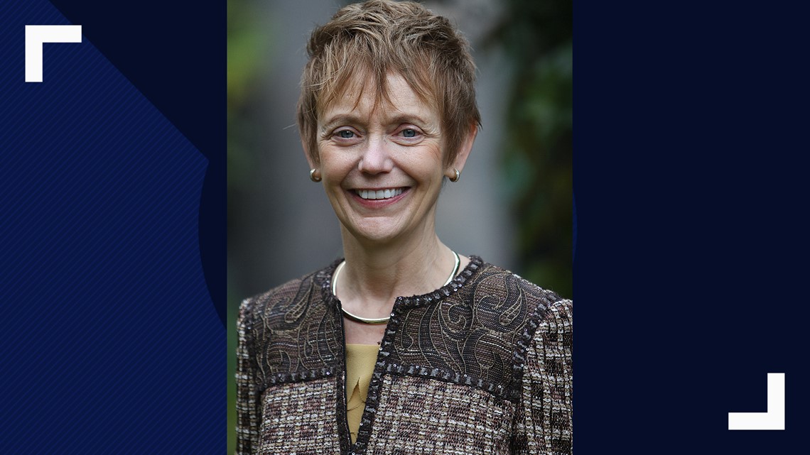 Former DU chancellor paints to slow down Alzheimer's - Vimarsana News
