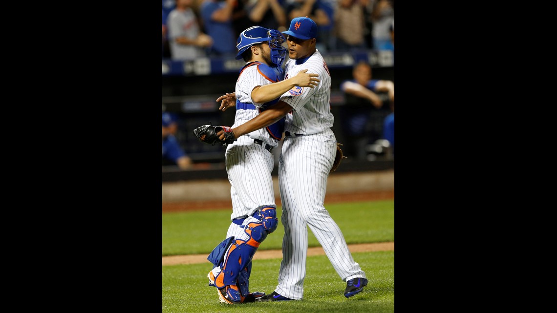 Mets overcome Bartolo Colon injury, edge Royals in World Series