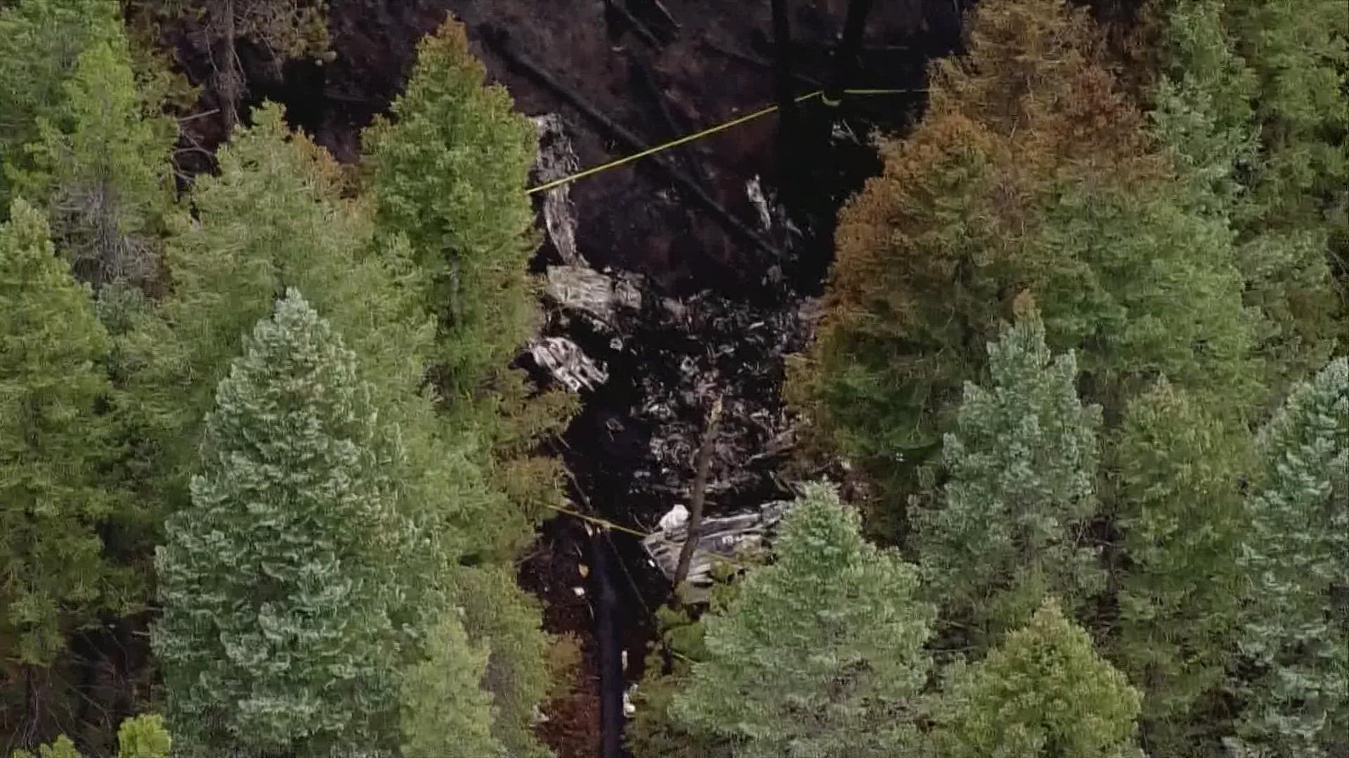 The plane that crashed into a hillside in Boulder County Sunday was used by a company giving tours along the Front Range.