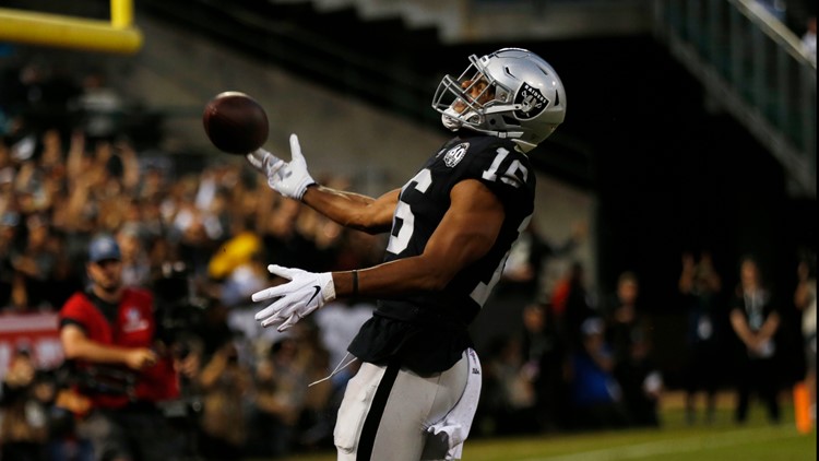 Oakland Raiders vs. Denver Broncos, photo gallery