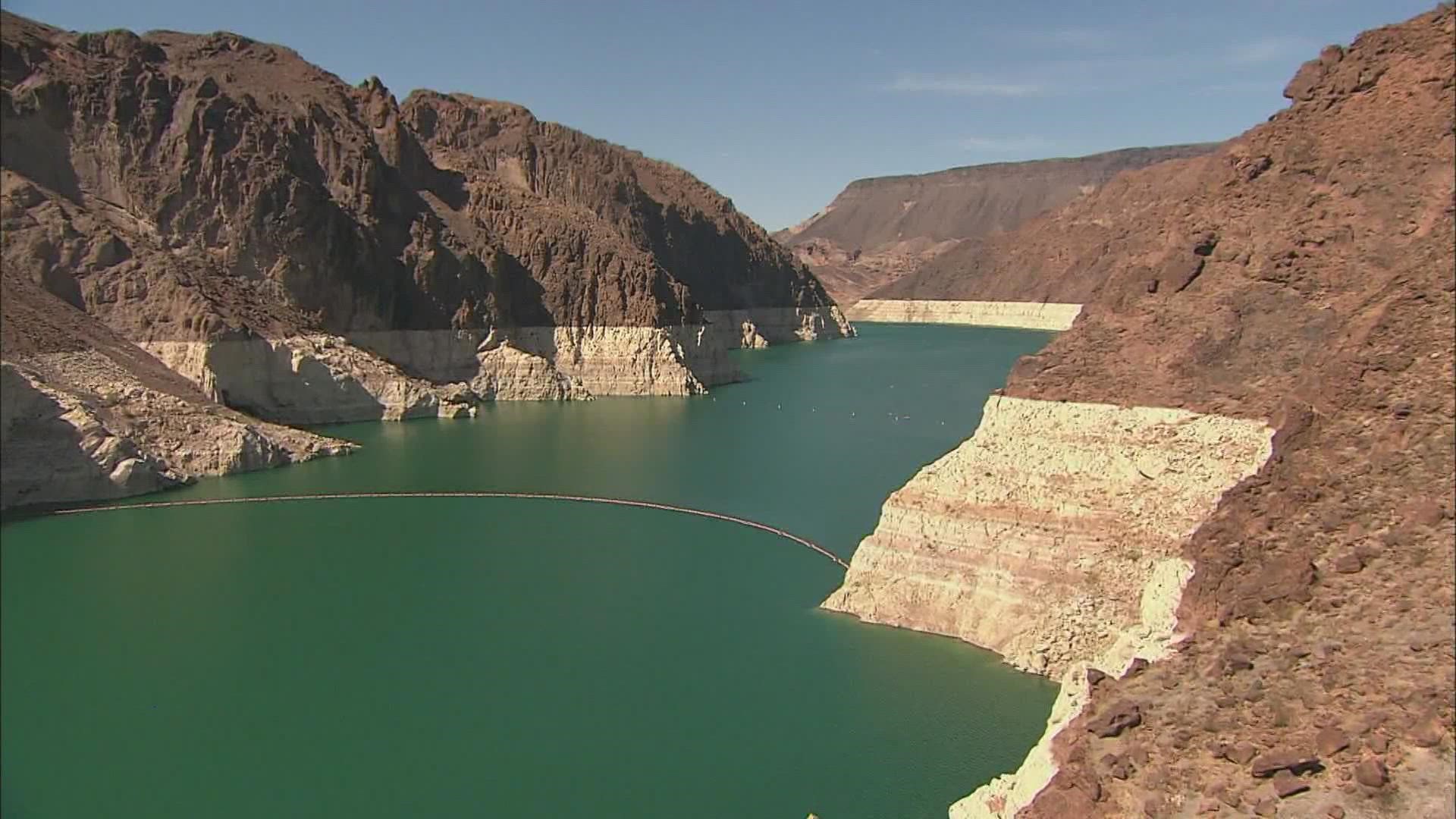 The 7 states that share the river are trying to figure out how to conserve 2-4 million acre-feet of water to protect critical elevations at Lake Powell & Lake Mead.