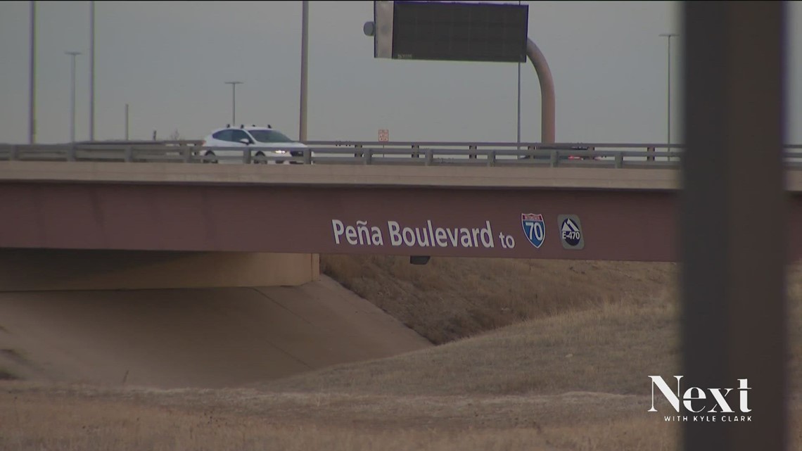 DIA cell phone lots A solution to parking lines along Peña Boulevard