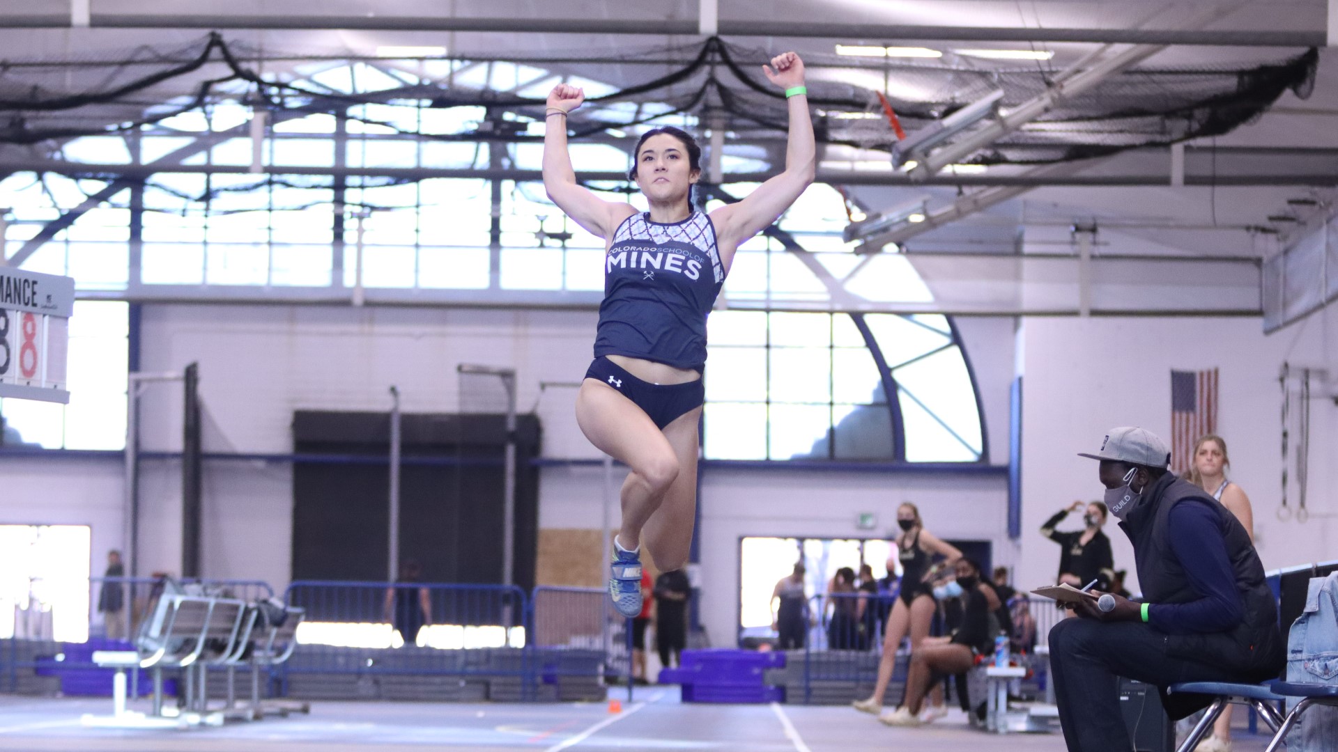 With a mark of 5.98, junior Sophie Collins set a personal and school record, as well as the second-longest mark in DII at the time. She also qualified for nationals.