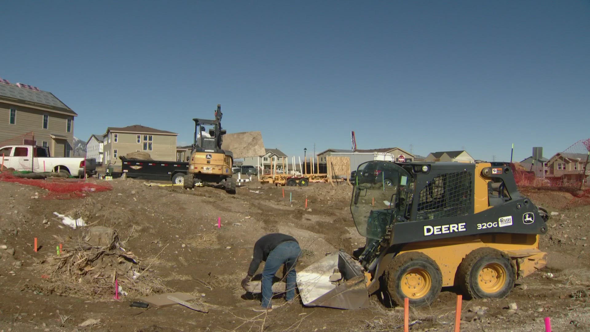 9News Reporter Nelson Garcia checks back in with the Sherpa family who had to delay their groundbreaking until temperatures started heating up.