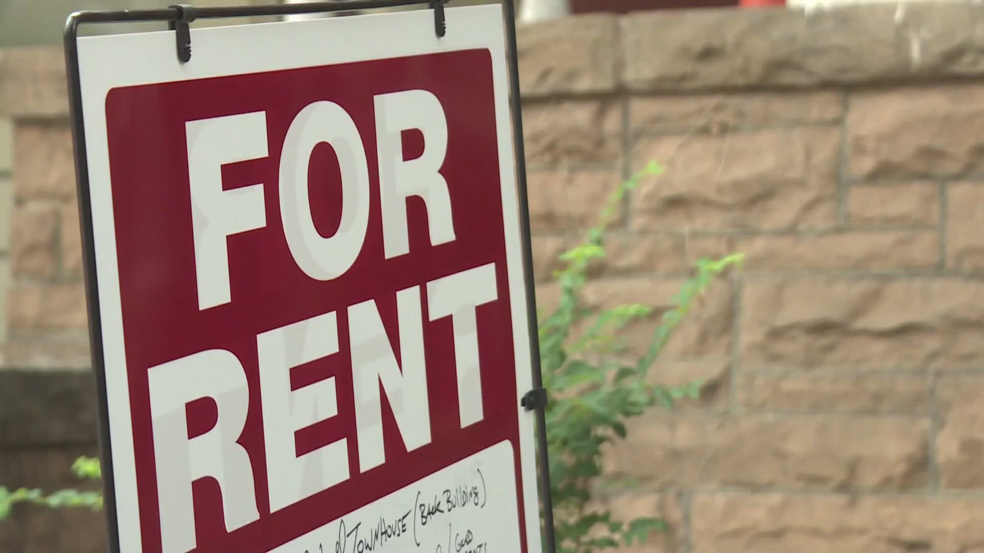 A recent slowdown in the Denver area housing market is shaping up to be good news for renters. Real estate expert Lane Lyon explains.