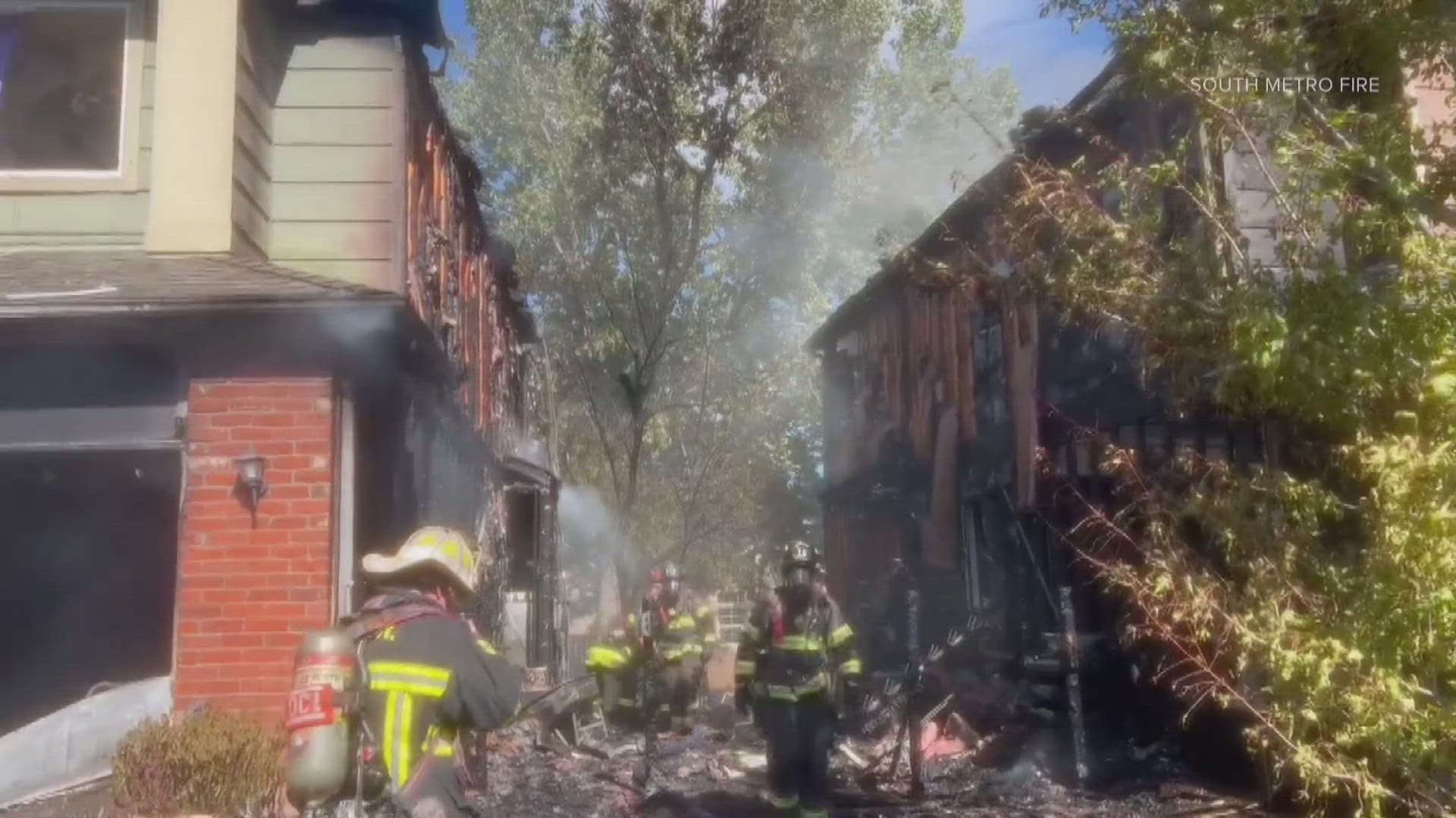 Highlands Ranch fire damages 2 homes | 9news.com