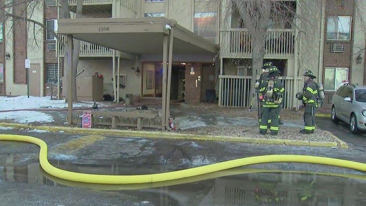 1 rescued in Arapahoe County apartment fire