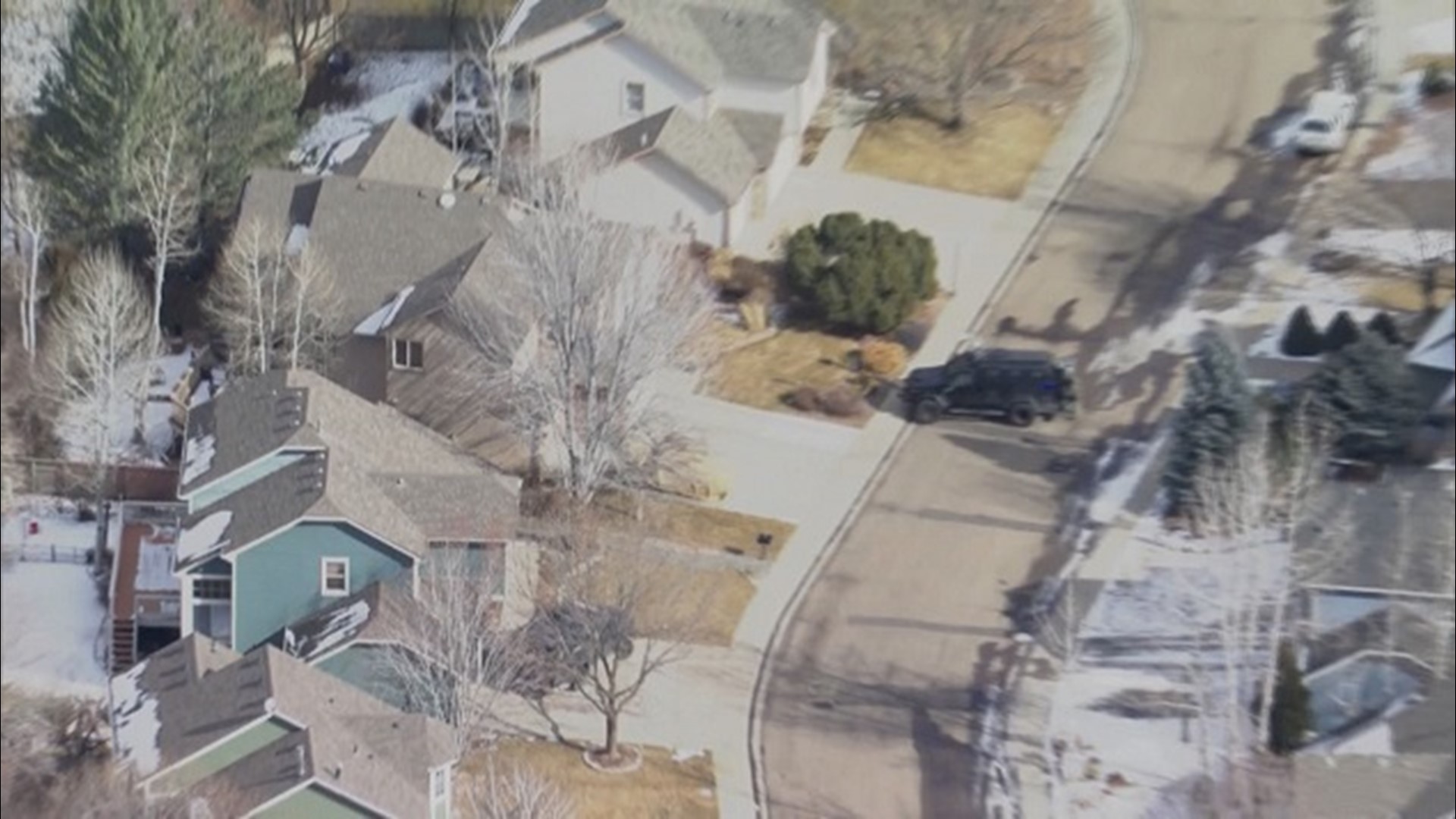 Barricaded man in Longmont home found dead, shelter in place order