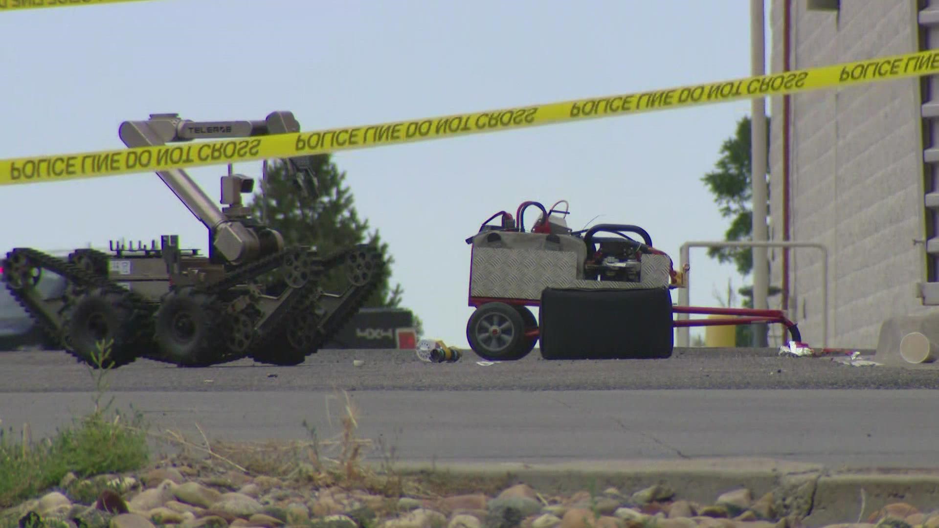 The device outside the Safeway at West Mineral Avenue and South Broadway had a timer that was broken, police said.