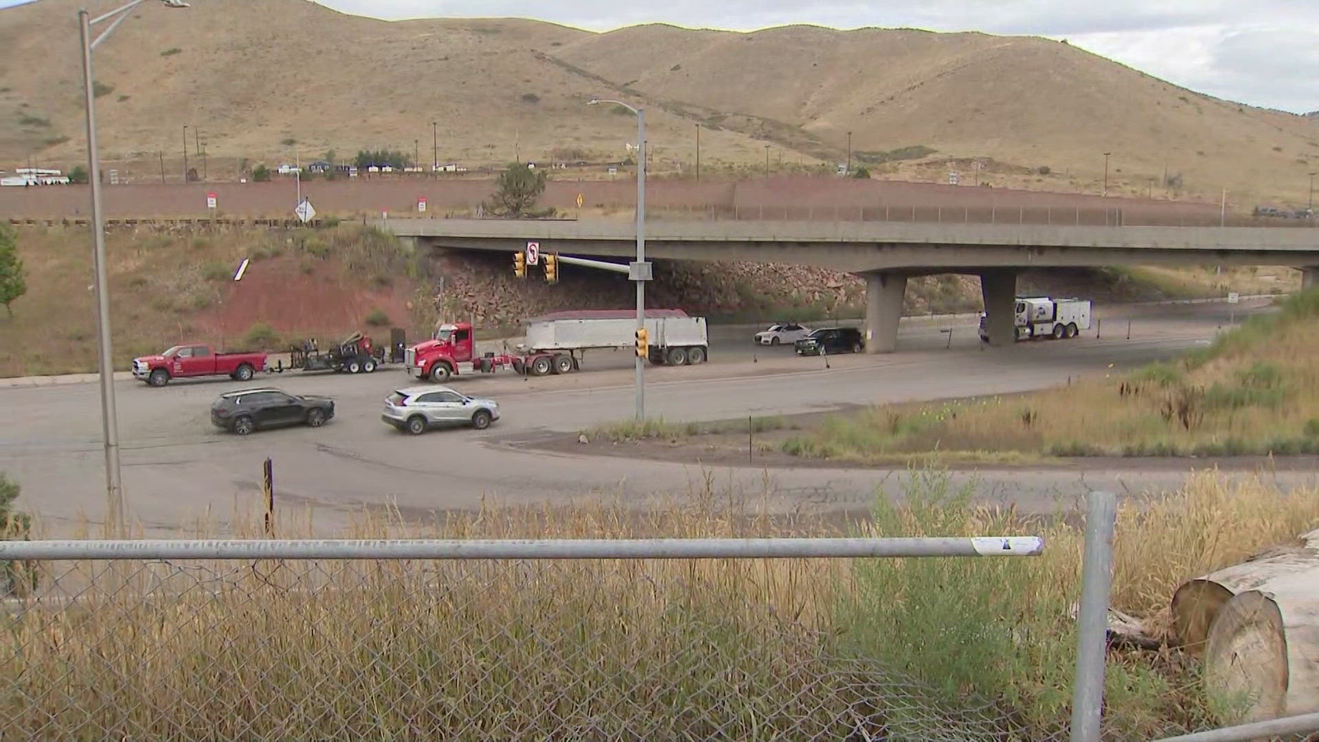 Hazmat teams respond to acid leak on I-70 and Highway 40 | 9news.com