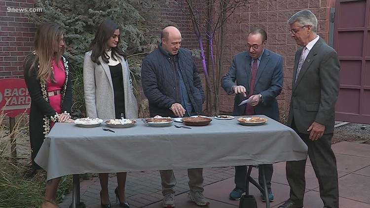 9NEWS Mornings takes part in pumpkin pie making contest