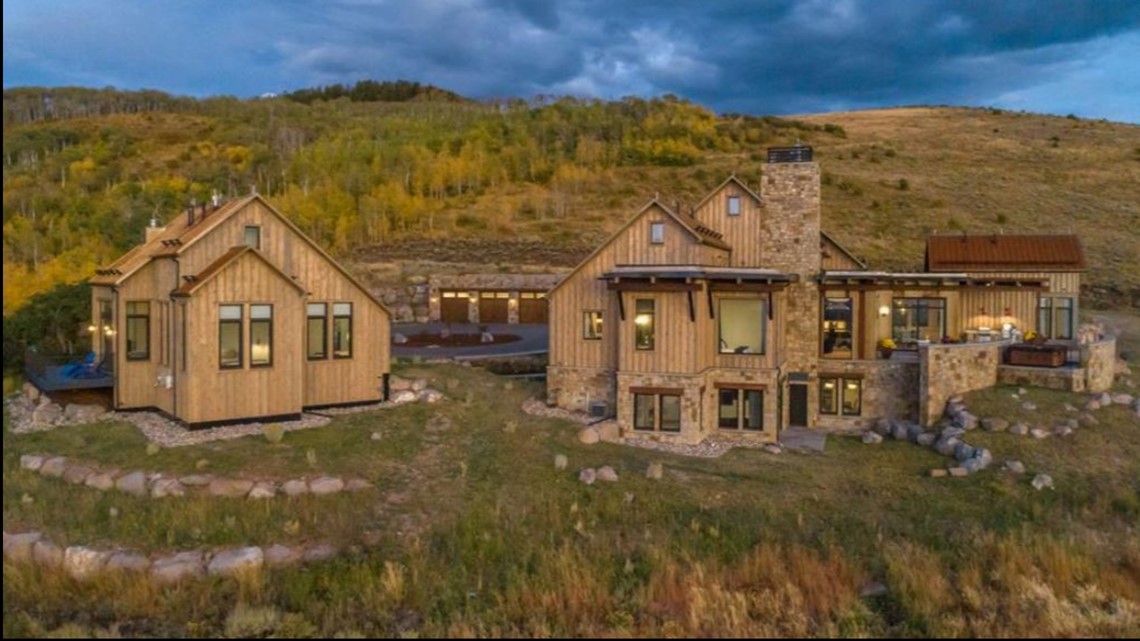 3 Building Luxury Ranch Set On 72 Acres In Colorado S Mountains