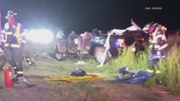 2 teens killed in crash near Castle Rock