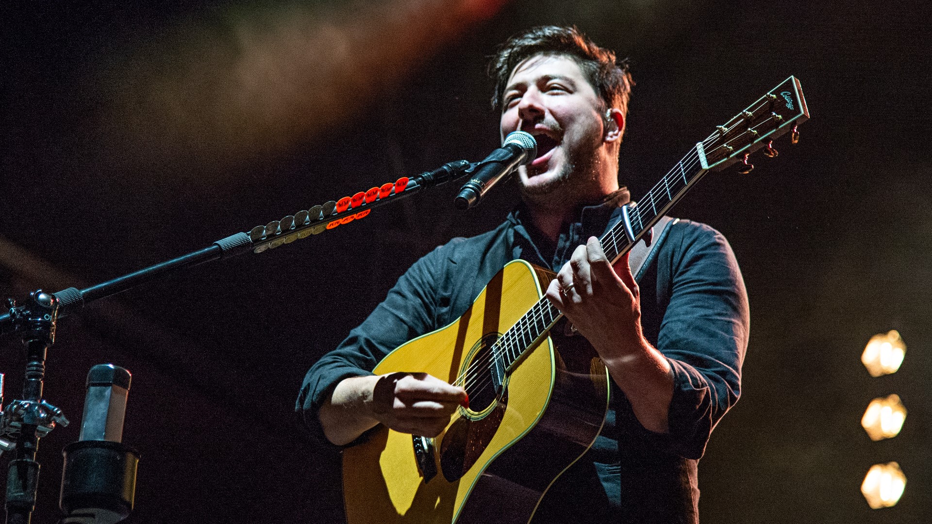 Mumford and Sons' Marcus Mumford announces solo US tour in 2022 | 9news.com