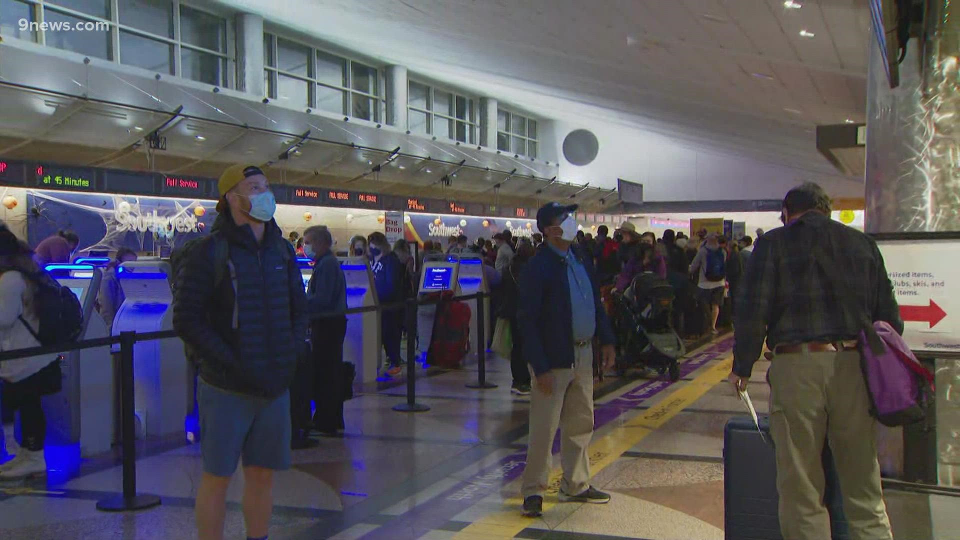 Flight delays and cancellation continue to impact the plans of travelers at Denver International Airport and nationwide on Monday.