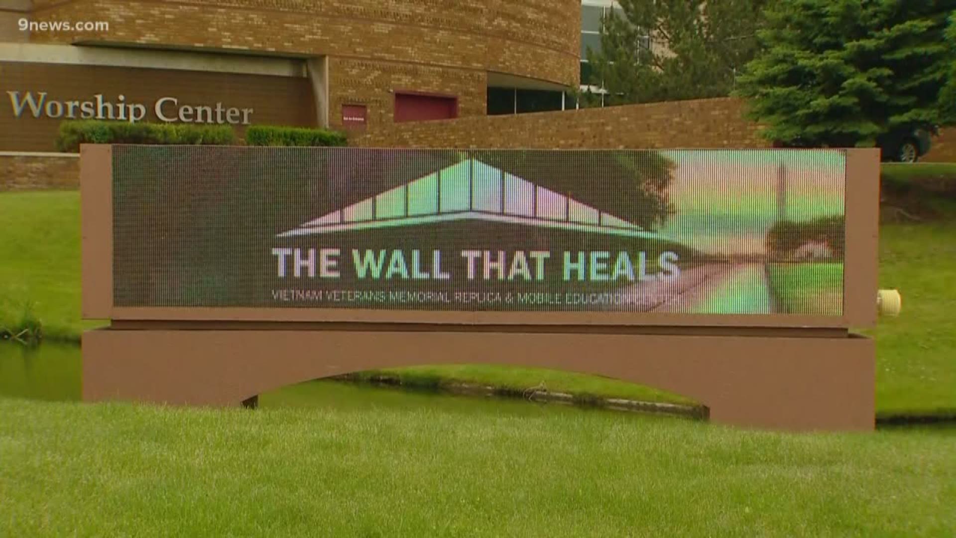 The Wall That Heals features the names of more than 58,000 servaice members who died in the Vietnam War.