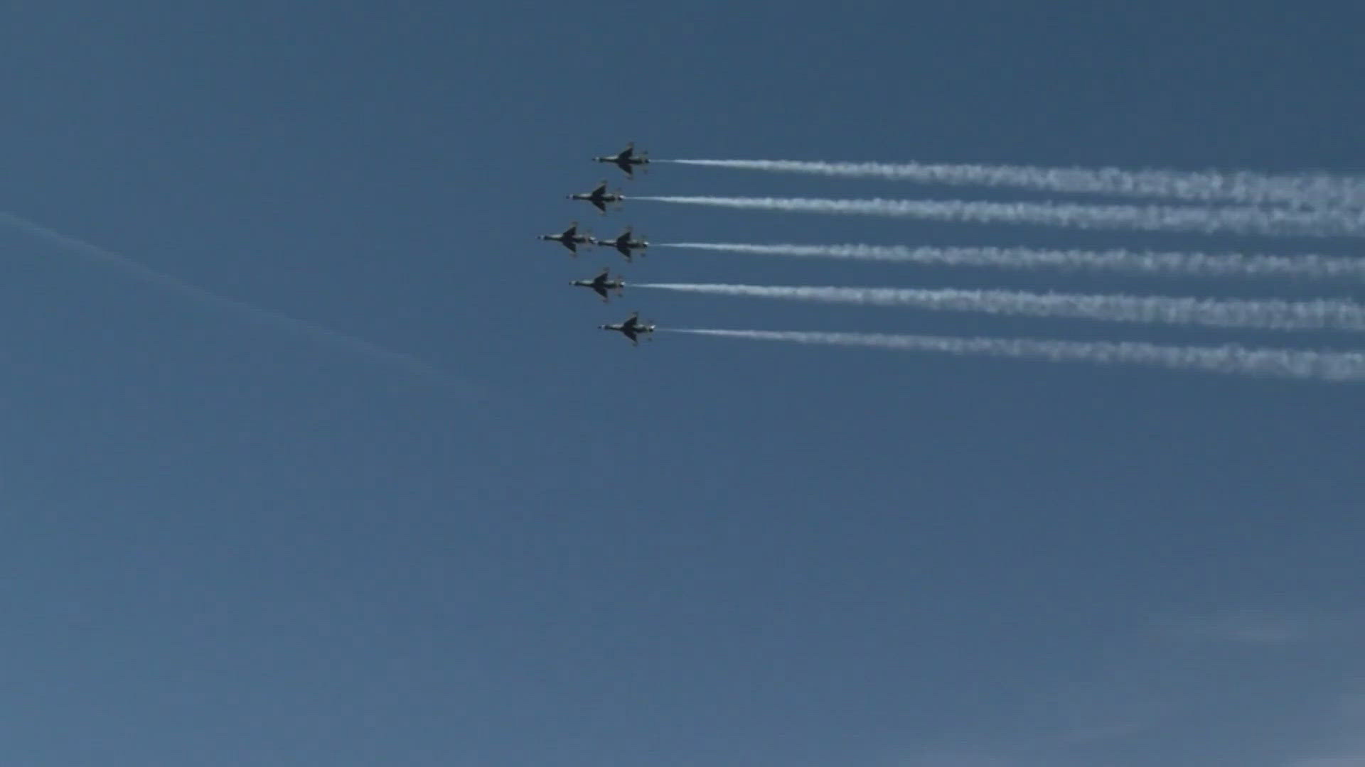 U.S. Air Force Thunderbirds will headline a Colorado air show featuring military and civilian aerial demonstrations.