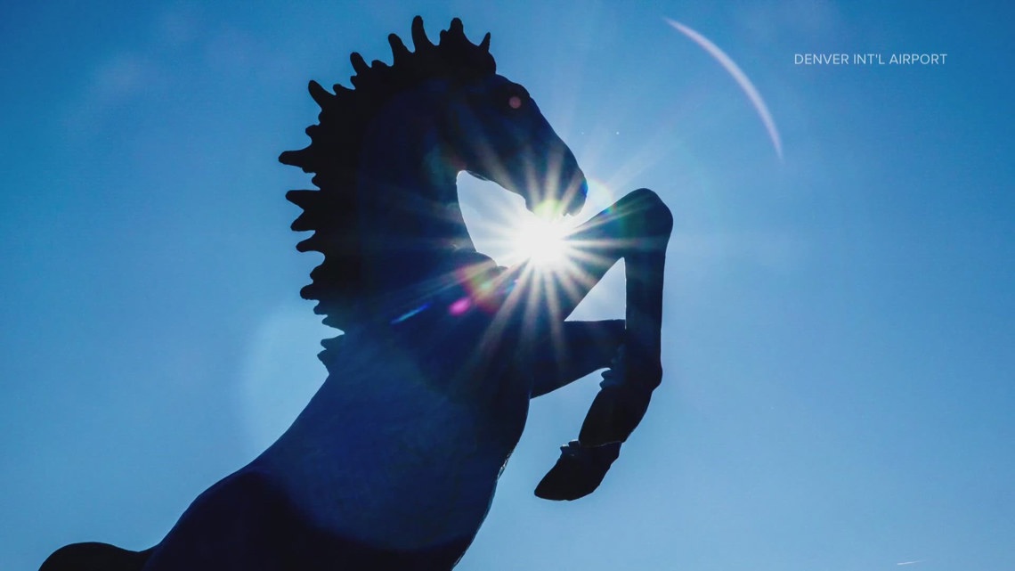 Hundreds of flights delayed at Denver airport as strong winds impact Colorado's Front Range