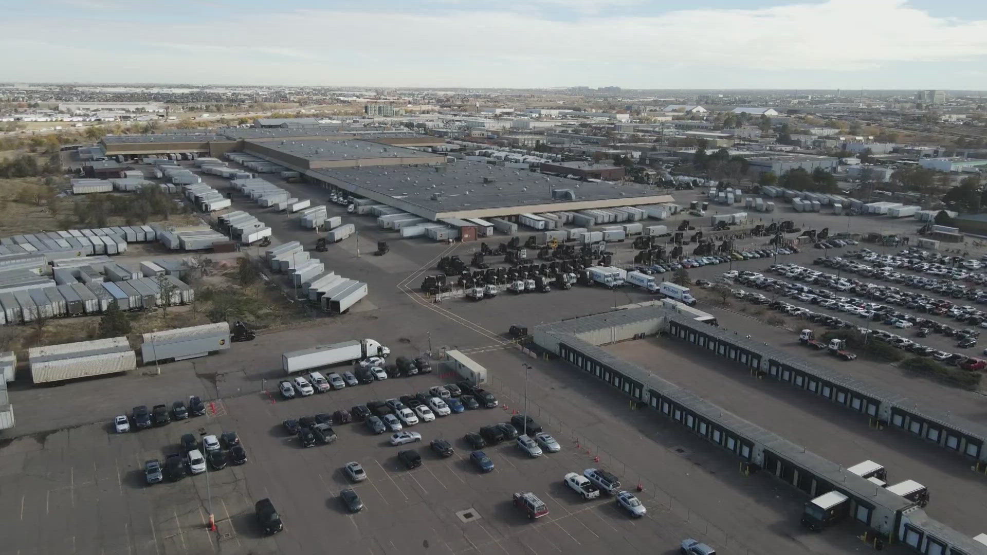 UPS said it will temporarily close half its Commerce City facility as part of its plan toward automation.