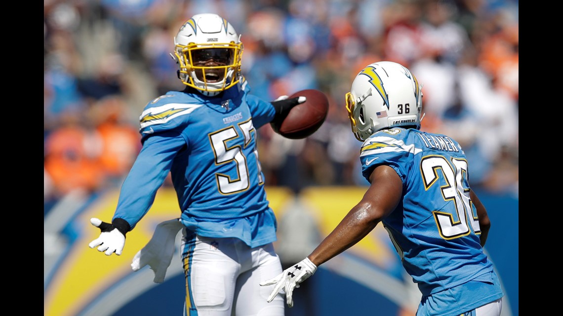 Denver Broncos get 1st win in LA over Chargers | 9news.com