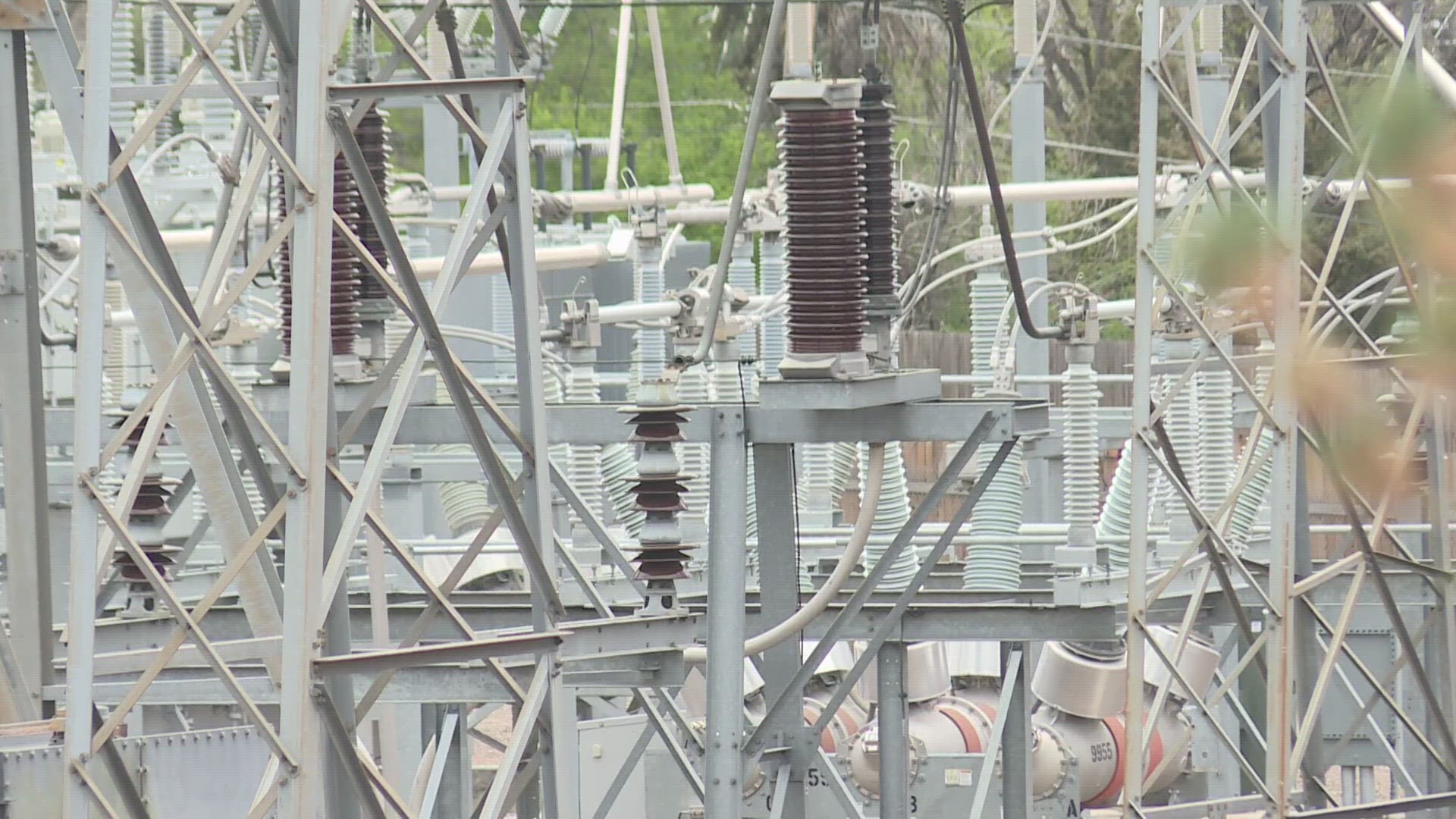 2 Colorado utilities to ditch Xcel