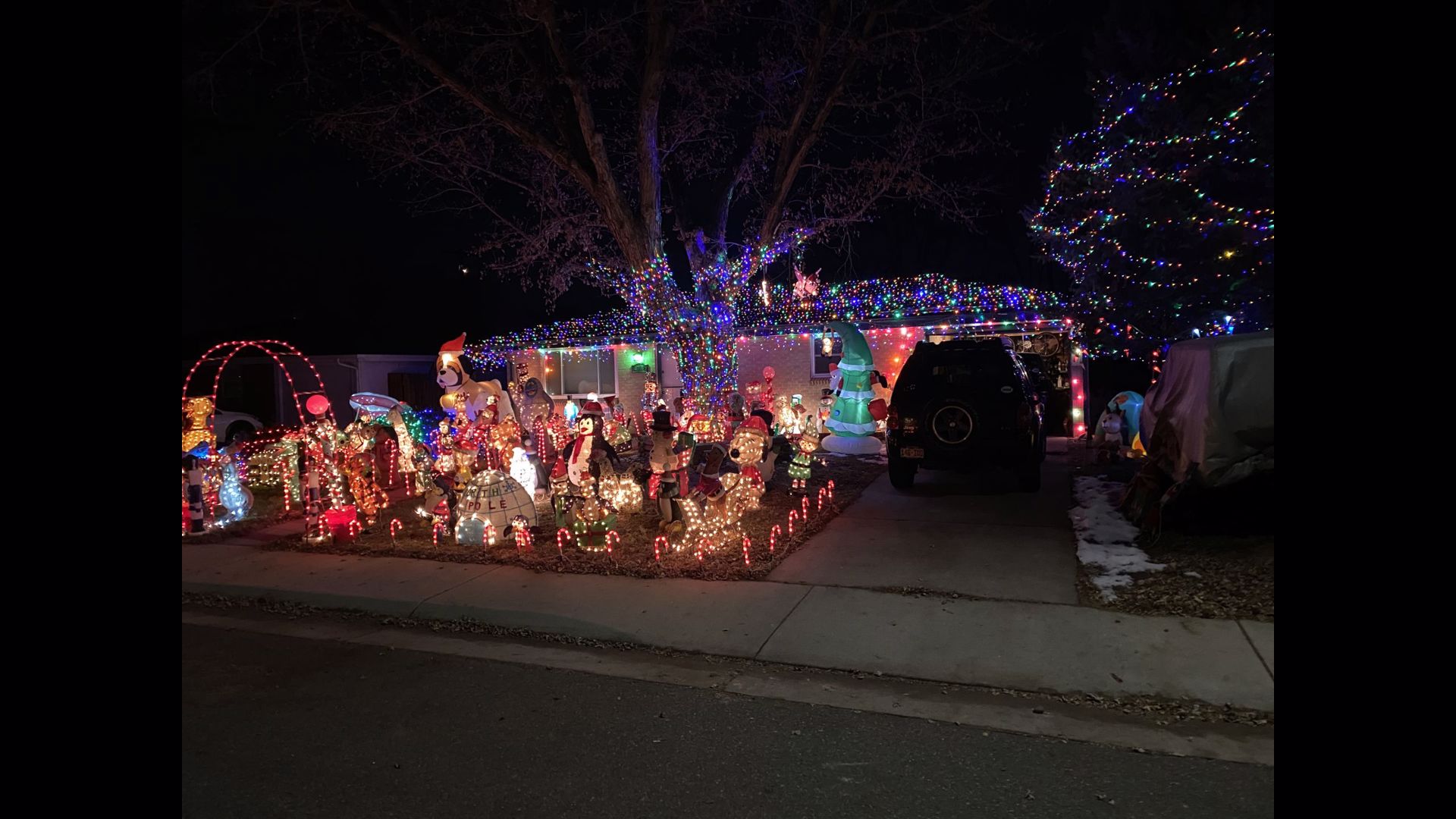 Where are the best Christmas lights in Colorado? Here's a map