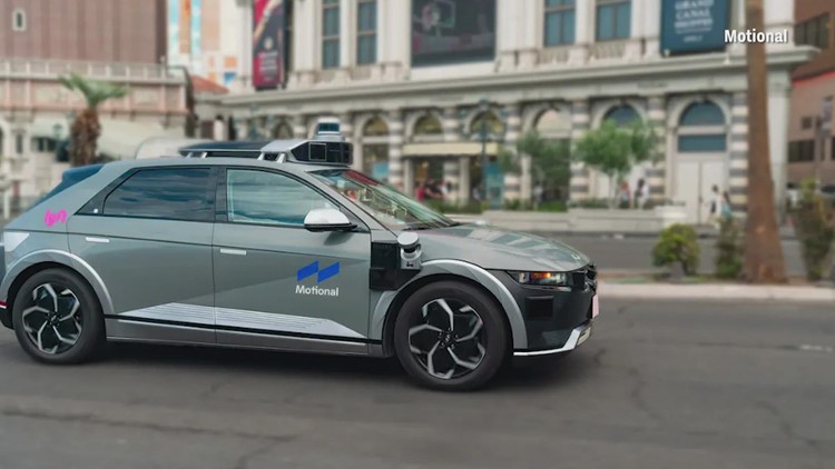Lyft to partner with Motional to launch driverless car on Las Vegas strip