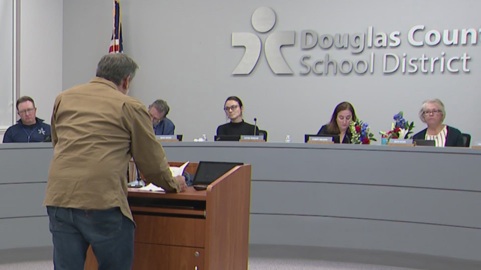Dougco's outgoing conservative school board uses final meeting to