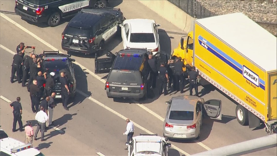 I-70 closed in Denver following pursuit of carjacking suspect | 9news.com