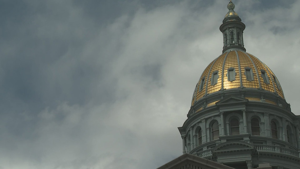 Colorado bill would require parents to share 'kidfluencer' earnings in trust accounts