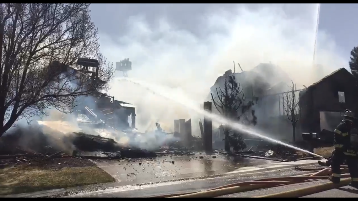 7 homes damaged in Castle Rock fire