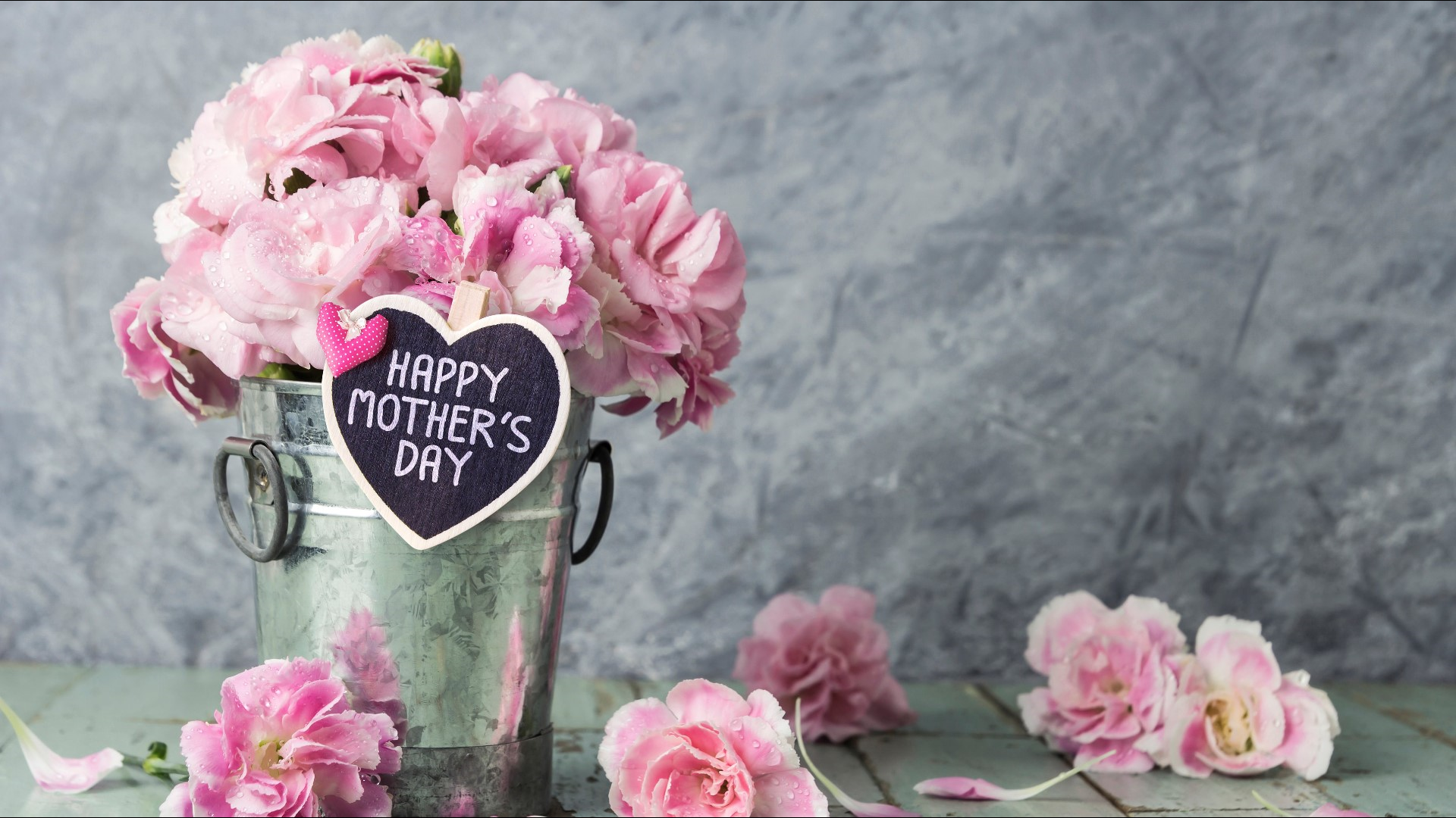 For some Mother's Day isn't a happy occasion and can bring up feeling of loss and grief. Family therapist Dr. Sheryl Zeigler has advice on how to cope.