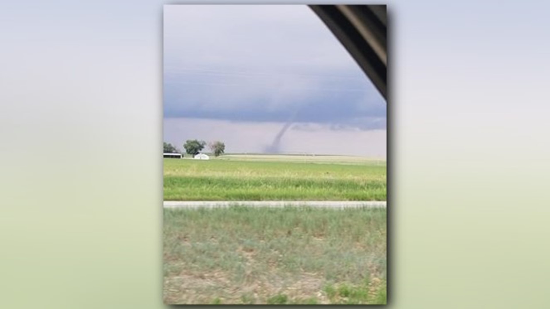 Several tornadoes reported in eastern Colorado | 9news.com