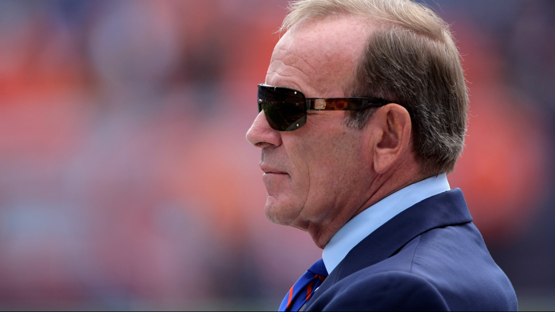 SEP 5 1988; Football - Denver Broncos - 1988 - Game 1; John Elway; News  Photo - Getty Images