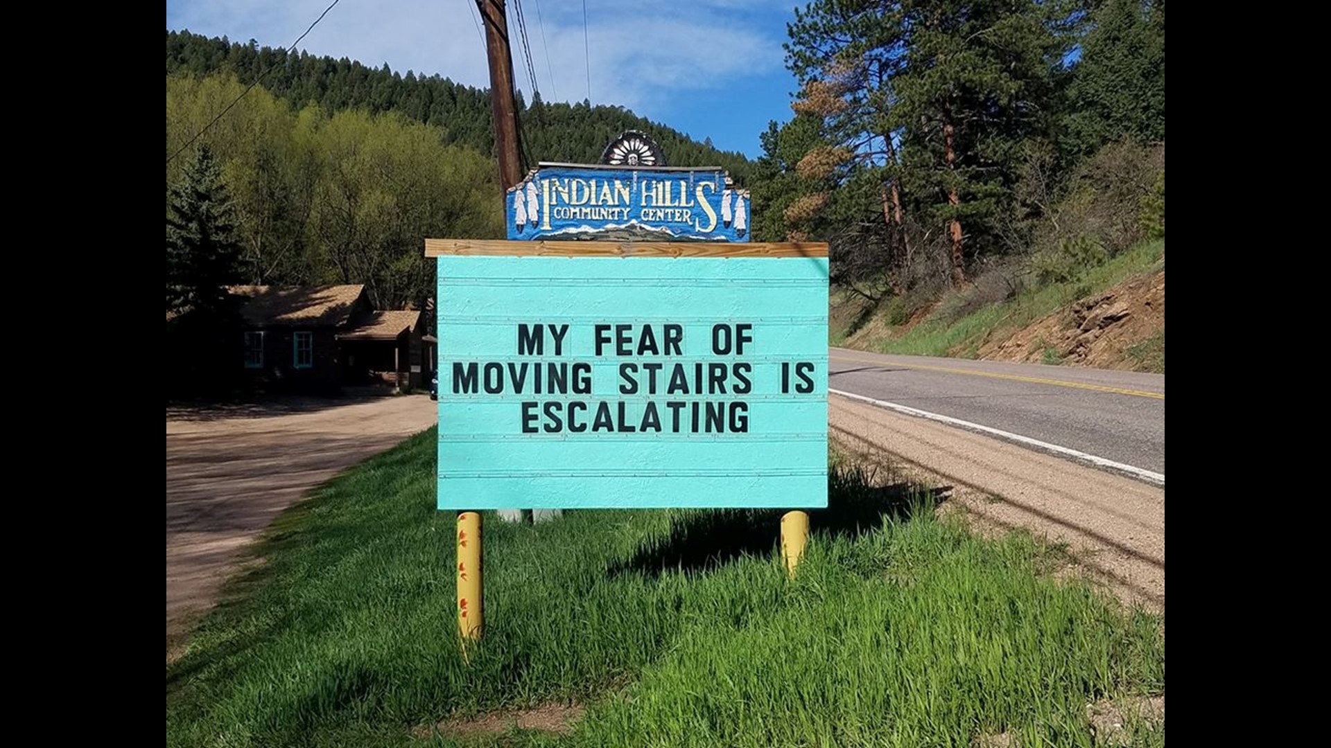 The story behind that punny sign in Indian Hills