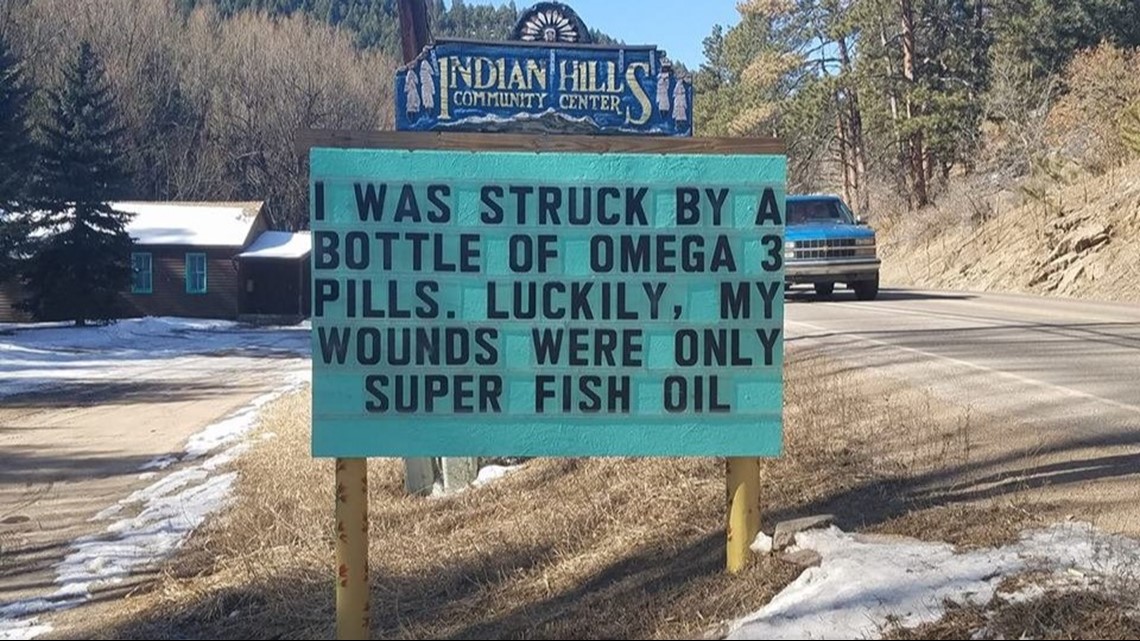 The story behind that punny sign in Indian Hills | 9news.com