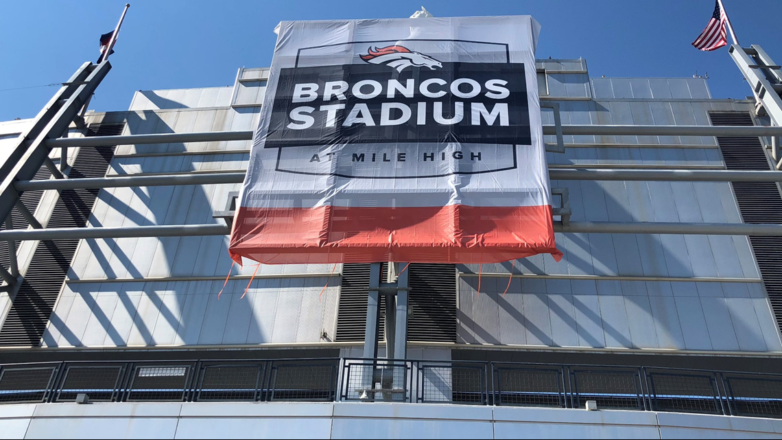 Single game, half-price Broncos tickets go on sale Aug. 2 - CBS Colorado