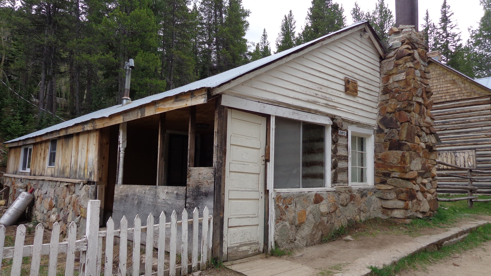 Why hundreds of people visit this abandoned Colorado town each summer