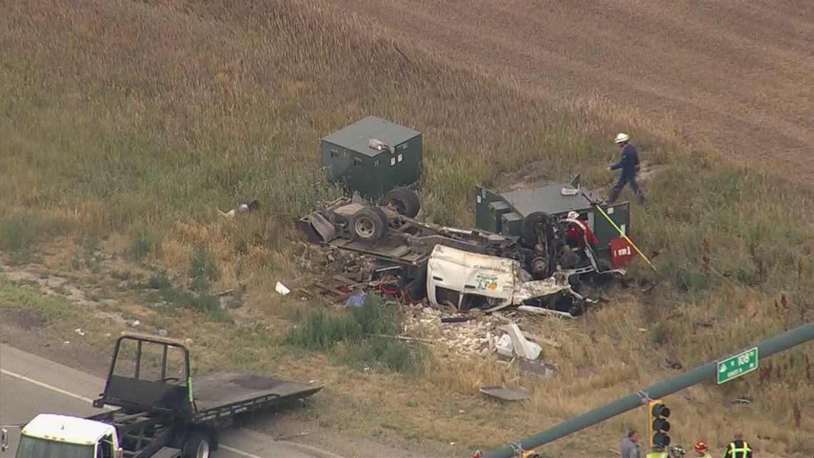 4 people seriously hurt in rollover crash | 9news.com