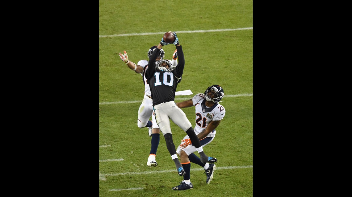 Tanner Lee on X: Currently re watching the #Broncos 2009 win over the  #Patriots and I forgot how fun this game was besides the horrendous AFL  throwback jerseys. The atmosphere was electric