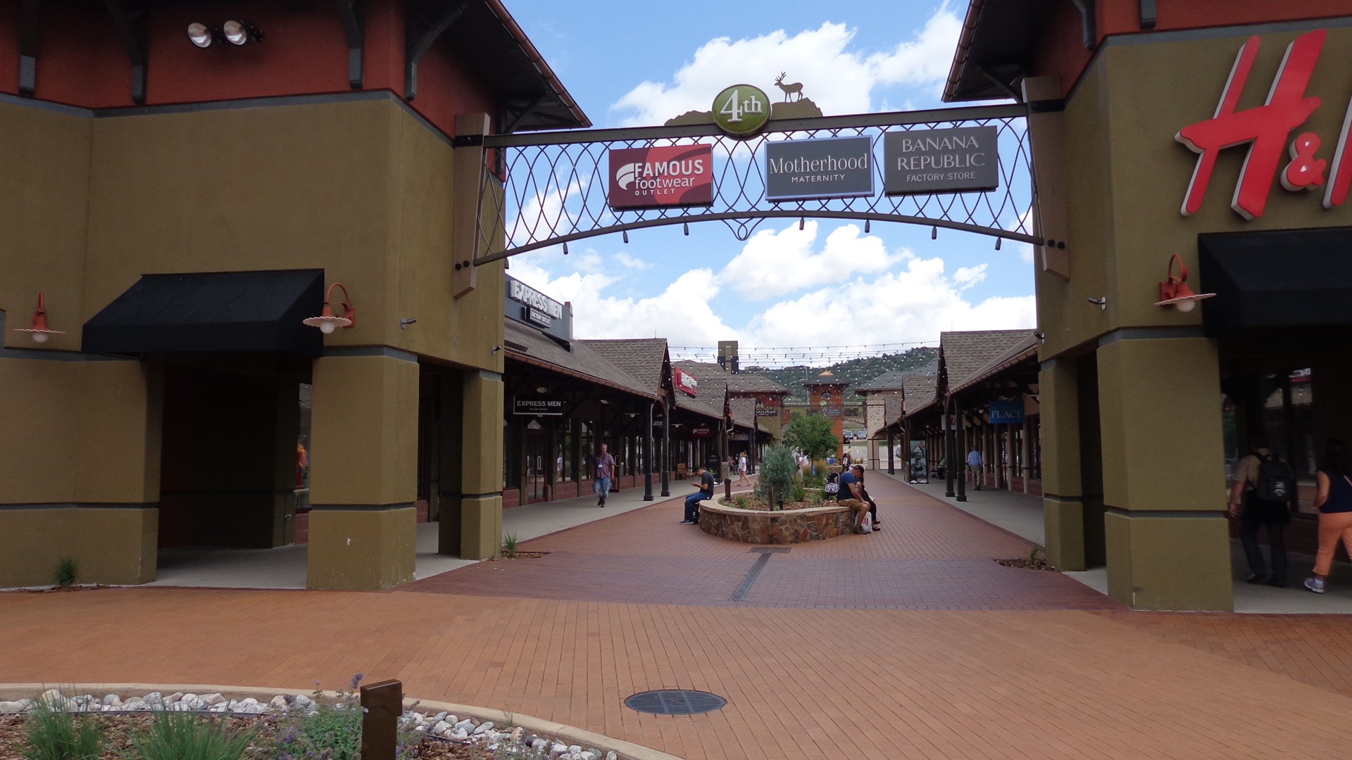 Take a photo tour of Castle Rock