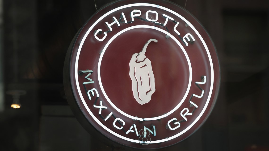 Chipotle rolls out pilot loyalty program in 3 cities
