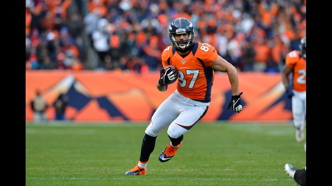 Eight-year NFL veteran Eric Decker announces his retirement from NFL 