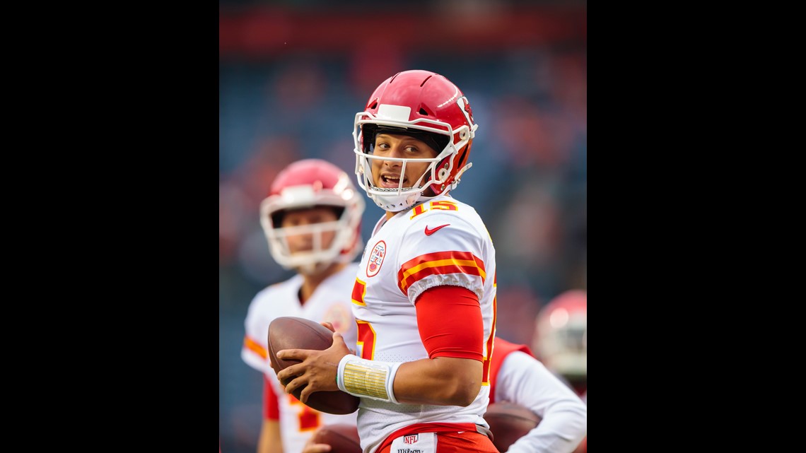 Mahomes' rally stuns Broncos, 27-23