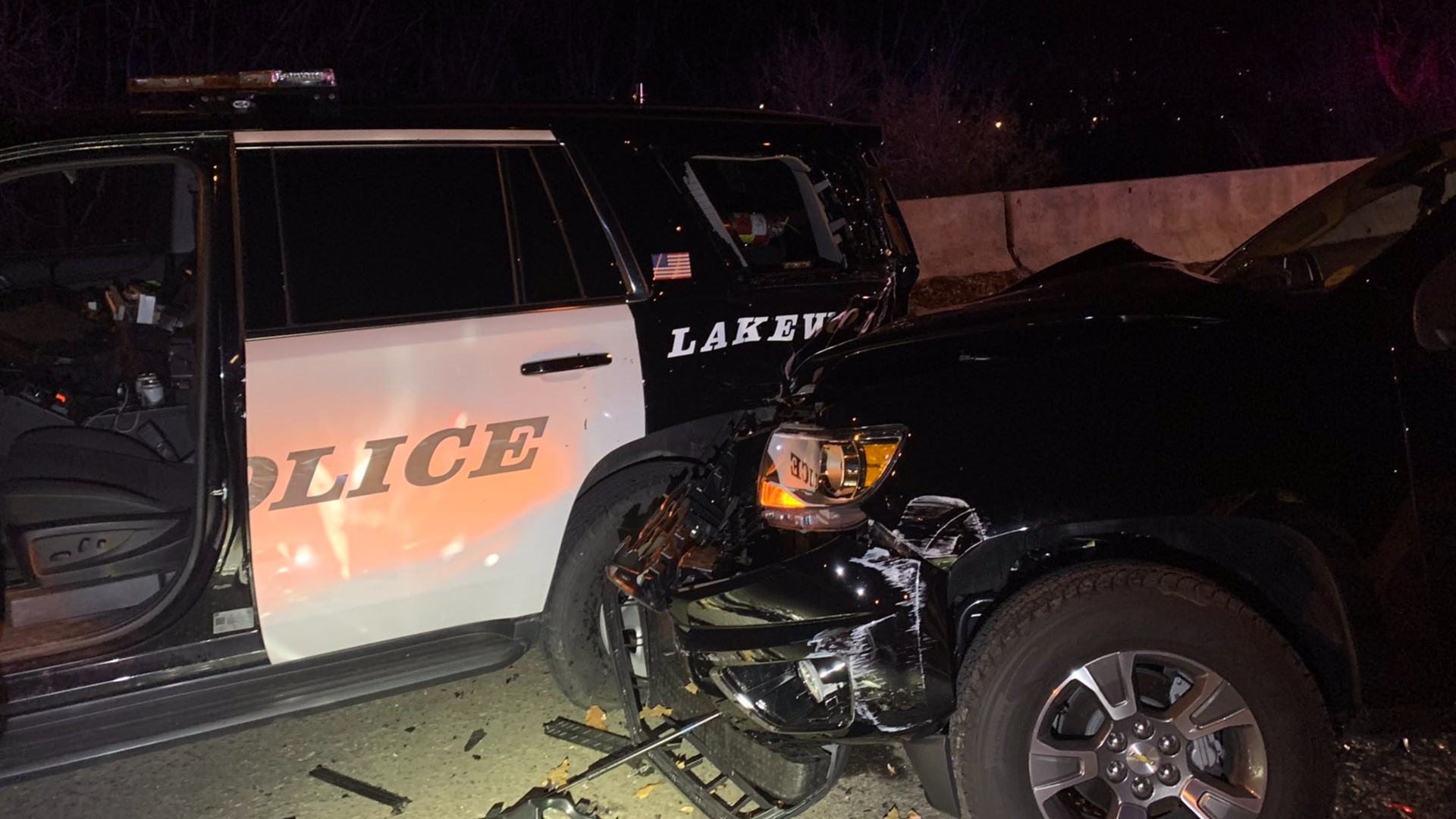 Lakewood PD agent injured in crash | 9news.com