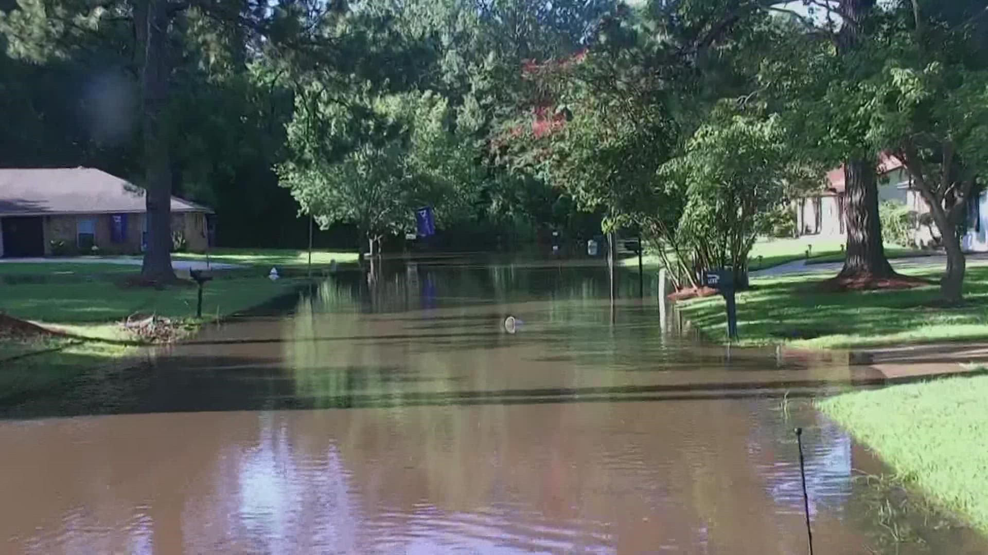 Mississippi flood worsens water crisis in Jackson