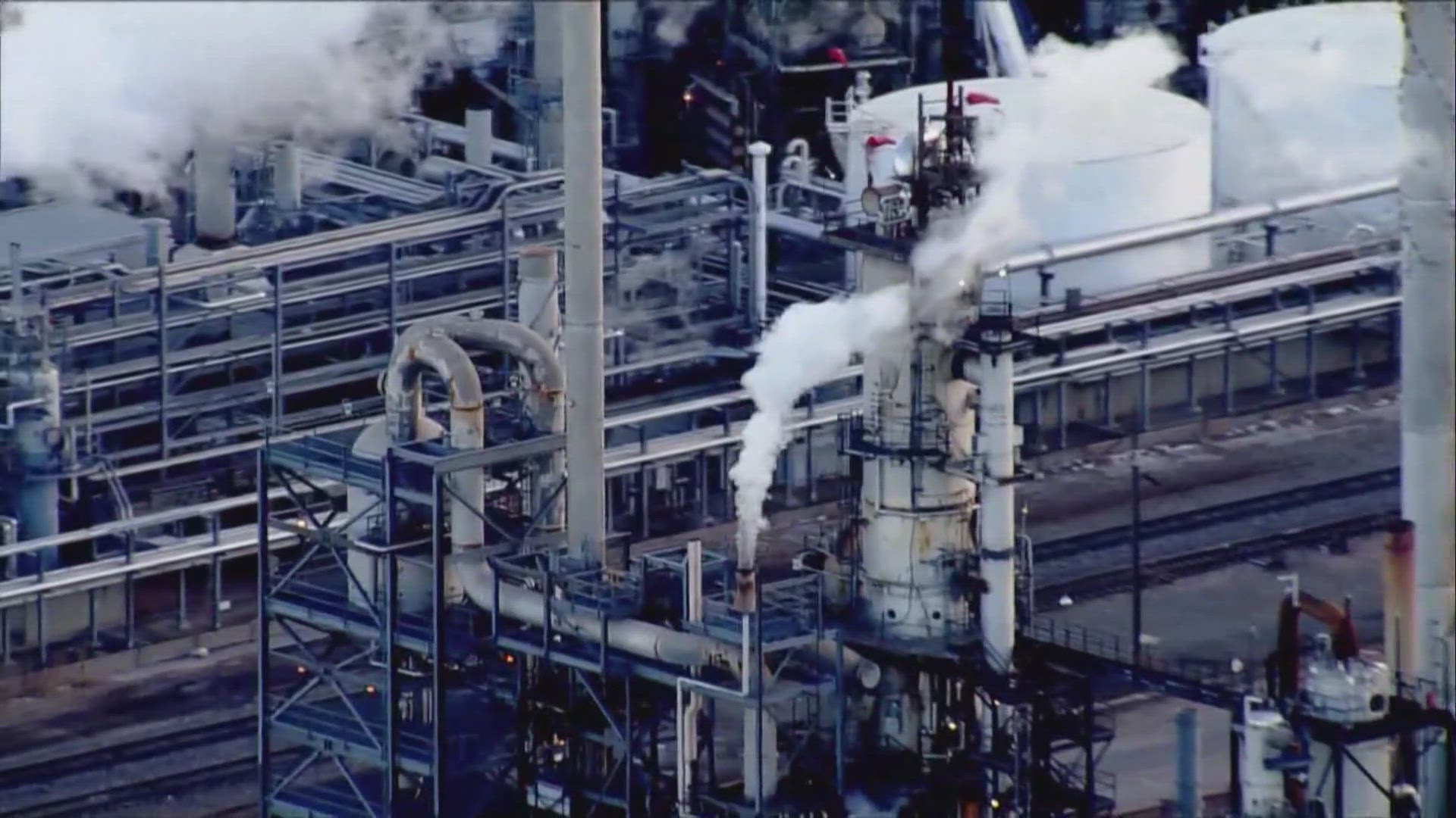 9news.com - EPA drops health cost calculations from air pollution rules as agency wants Colorado to keep coal plants open