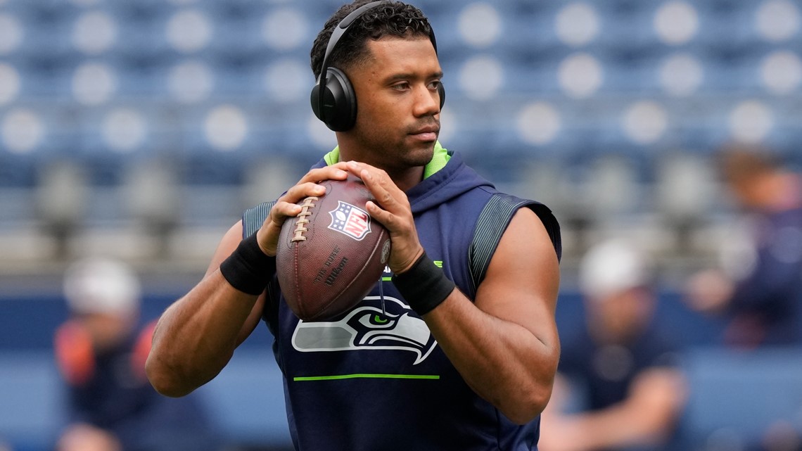 AP sources: Seattle Seahawks agree to trade star quarterback Russell Wilson  to Denver Broncos for players, draft picks - Sentinel Colorado